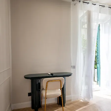 The Garden 32 Apartment